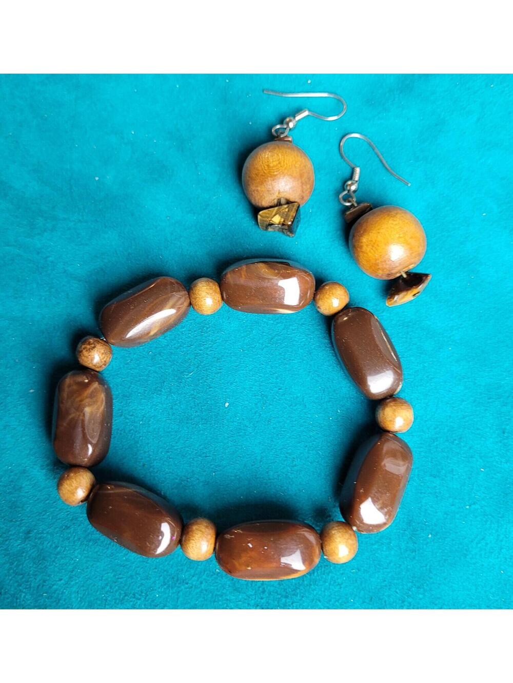 Vintage Style Brown Wooden Beaded Stretch Bracelet and Earrings Set